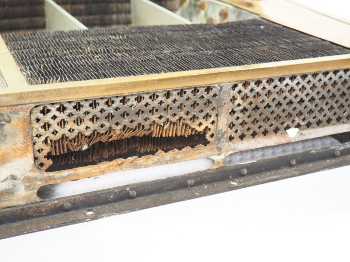 LIOTARD FRERES.  Radiateur automobile n°3204. Dim. 62 x 78 x 12 cm. (é