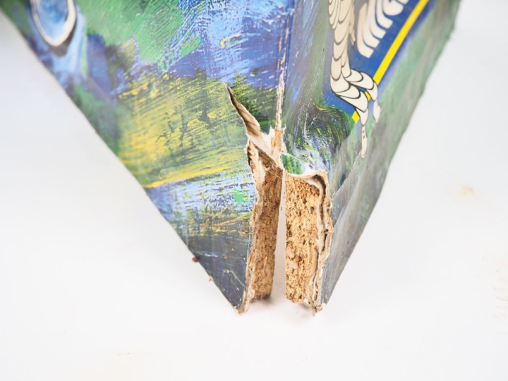 MICHELIN. Lot de deux éléments publicitaires en carton. Dim.153 x 93 c