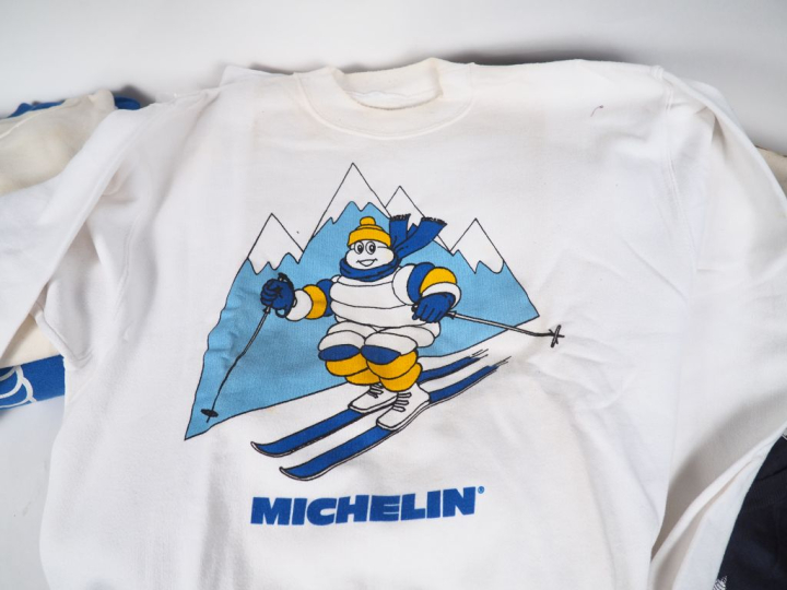 MICHELIN.  Lot de vêtements publicitaires comprenant :  - sept tee-shi