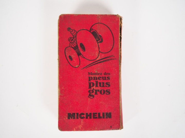 MICHELIN.  Guide rouge 1930. (accidents et frottements).