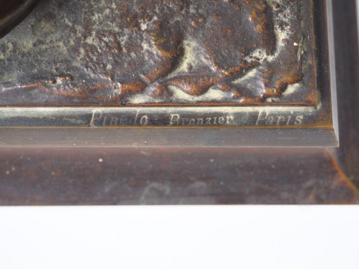 Marcel DEBUT.  "le porteur d'eau". Grande sculpture en bronze polychro