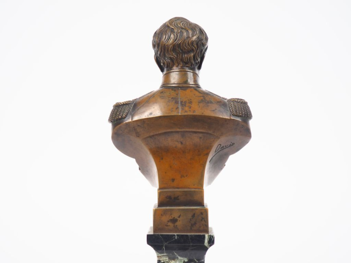 DAVID.  'portrait de l'Empereur Napoléon en buste".  Sujet en bronze  