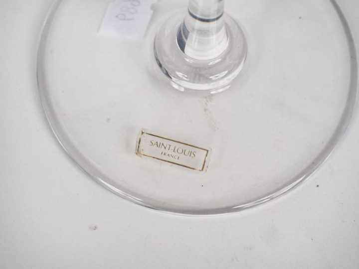 SAINT-LOUIS.  4 grands verres à pied en cristal bicolore.  Signés