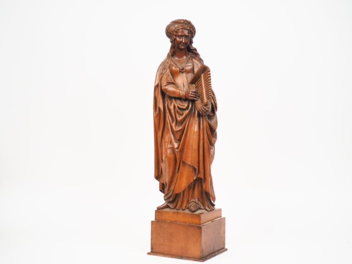 Ecole française XVIIIème.  "Sainte Cécile sur un piédestal" Sculpture 