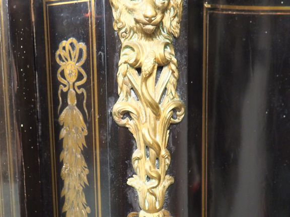 Meuble d'appui Napoléon III de style Louis XVI en marqueterie Boulle, 