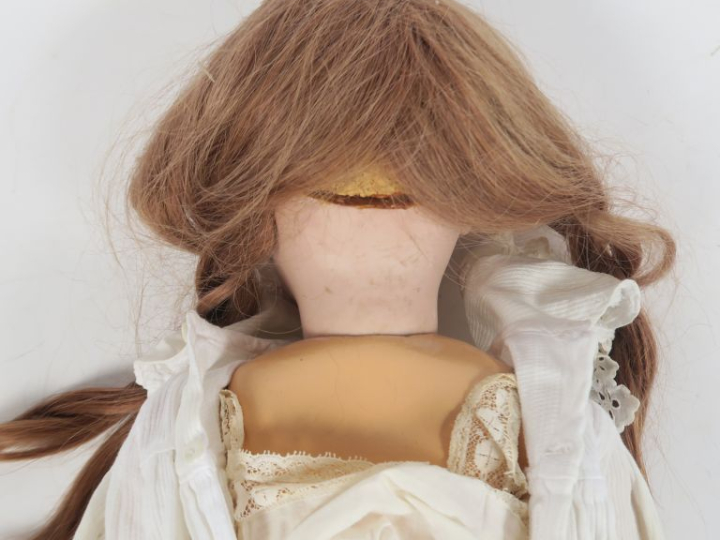 Poupée de fabrication française de marque Jumeau période SFBJ 59 cm tê