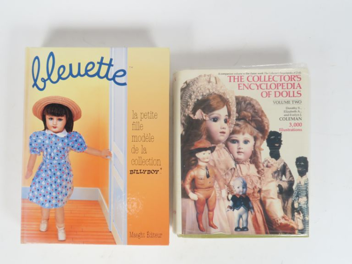 	Lot de documentation sur les poupées comprenant le livre Coleman et l