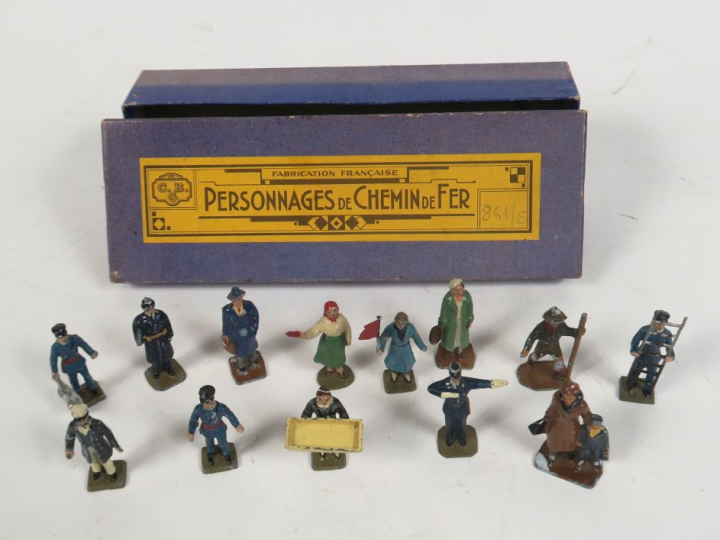 CBG boîte de personnages de chemin de fer référence 861E contenant per