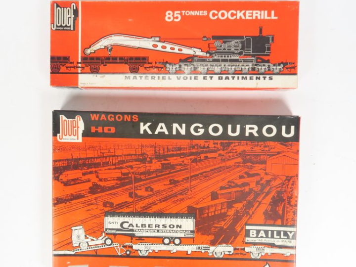 2 coffrets de trains Jouef HO Kangourou et Cockerill, bel état.