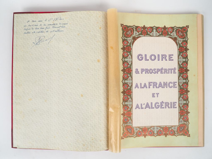 LÉON (M.). ALBUM HISTORIQUE   ARTISTIQUE des sceaux officiels des gouv
