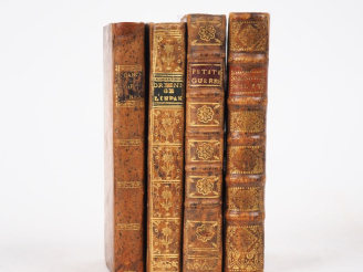 Vente aux enchères [MILITARIA]. GRANDMAISON (Ph. Aug. Th. de). LA PETITE GUERRE, ou Trait