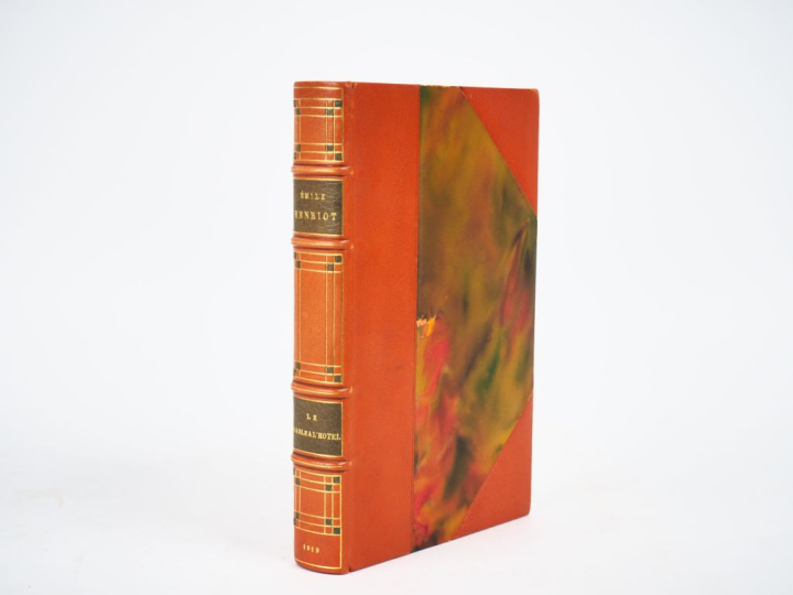 HENRIOT (É.). LE DIABLE À L’HÔTEL ou Les Plaisirs imaginaires. P., Émi