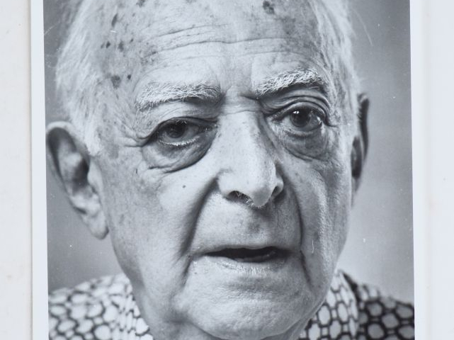 BRASSAÏ. JOVER (Amado). ENSEMBLE DE 5 PHOTOGRAPHIES. 6 photographies e