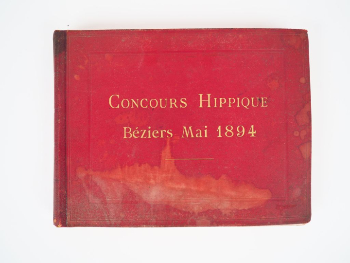 CONCOURS HIPPIQUE. Béziers 1894. In-4 toile chagrinée rouge avec titre
