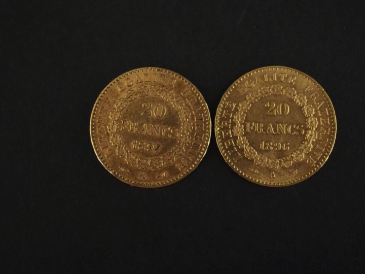 Deux pièces de 20 Francs or, 1896-A et 1897-A.  FRAIS ACHETEURS 10% HT