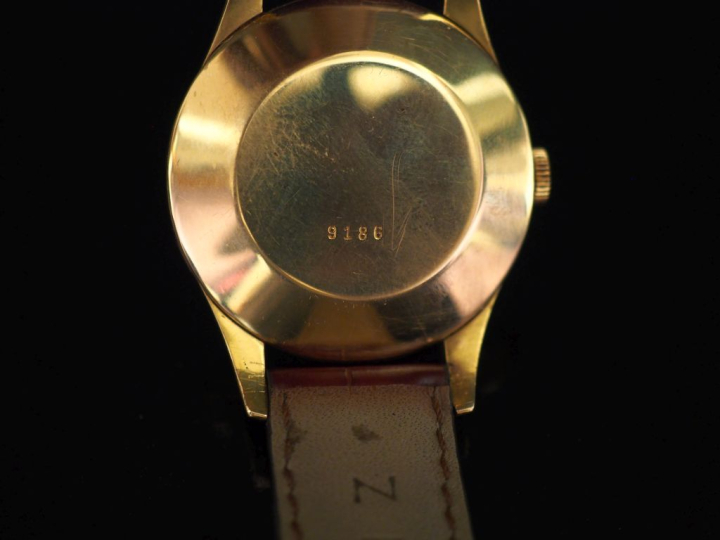 ROLEX « Boîte Française » No. 9186 Montre bracelet en or jaune 18k (75