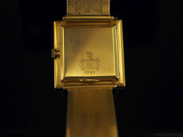 BAUME   MERCIER, à Genève Montre bracelet, boitier et bracelet en or j