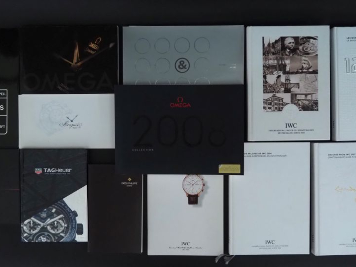 Lot de 13 catalogues de montres : IWC (2004/2005/2007/2008) + Portugai