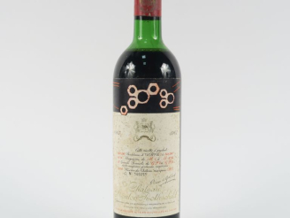 Vente aux enchères 1 BOUTEILLE CHÂTEAU MOUTON ROTHSCHILD 1er GCC PAUILLAC - 1967 - HEP/ET