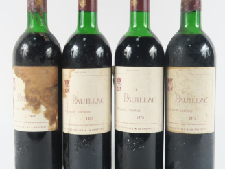 Vente aux enchères 4 BOUTEILLES PAUILLAC DU CHÂTEAU LATOUR - 1973 - 1 LB/2 LB-HEP/1 HEP-M