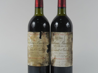 Vente aux enchères 2 BOUTEILLES CHÂTEAU BRANAIRE GCC ST JULIEN - 1981 - LB/ETA