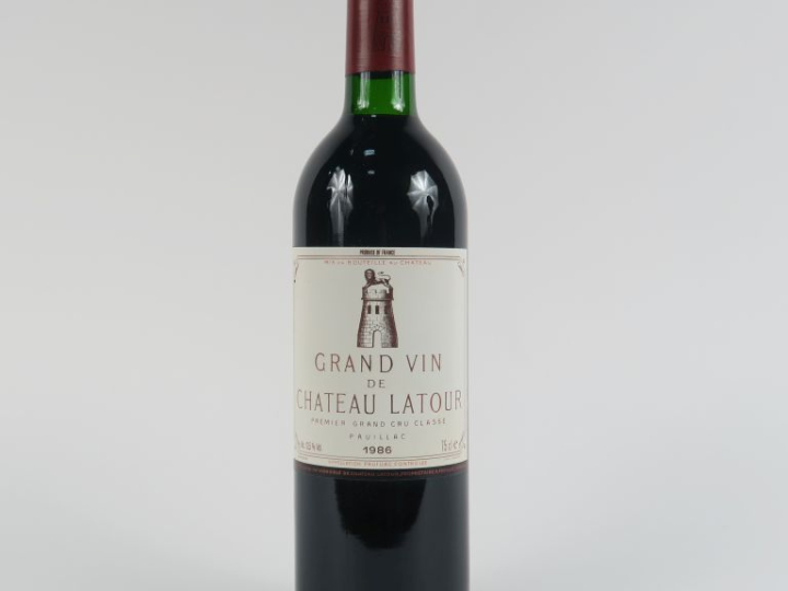 1 BOUTEILLE CHÂTEAU LATOUR 1er GCC PAUILLAC - 1986 - BG