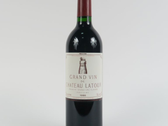 Vente aux enchères 1 BOUTEILLE CHÂTEAU LATOUR 1er GCC PAUILLAC - 1986 - BG