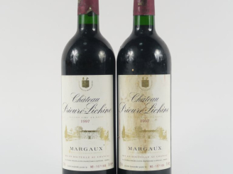 Vente aux enchères 2 BOUTEILLES CHÂTEAU PRIEURÉ LICHINE GCC MARGAUX - 1997 - 1 ET