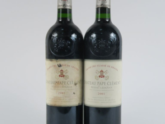 Vente aux enchères 2 BOUTEILLES CHÂTEAU PAPE CLÉMENT GCC GRAVES - 2001 - 1 ELT