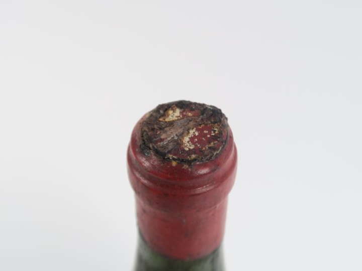 1 BOUTEILLE CLOS VOUGEOT PAUL DARGENT - 1928 - VIDANGE/CAPSULE ABIMÉE