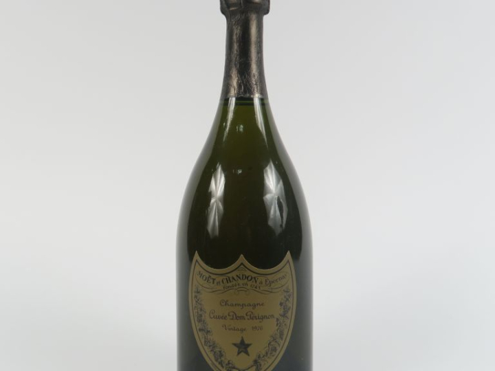 1 BOUTEILLE CHAMPAGNE DOM PÉRIGNON - 1976 - COFFRET