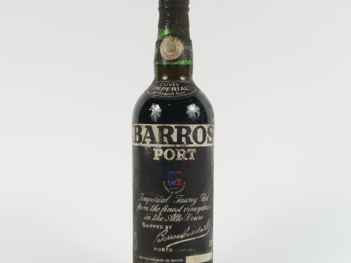 1 VIEILLE BOUTEILLE PORTO BARROS 'CUVÉE IMPÉRIAL' - BLS