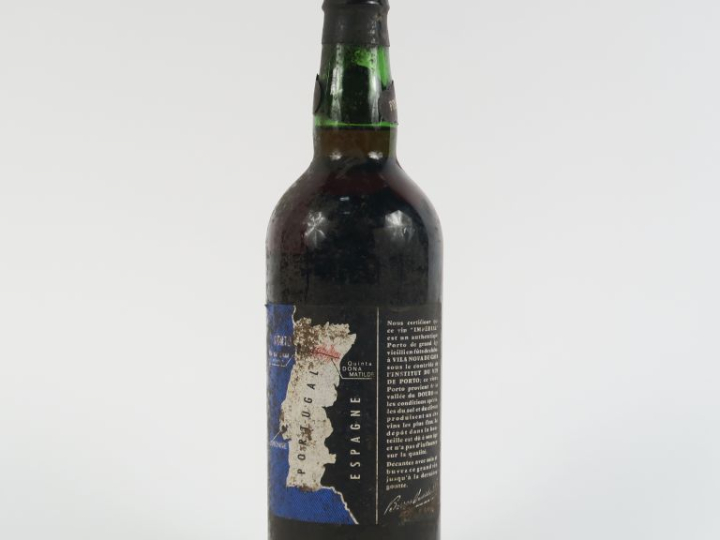 1 VIEILLE BOUTEILLE PORTO BARROS 'CUVÉE IMPÉRIAL' - BLS
