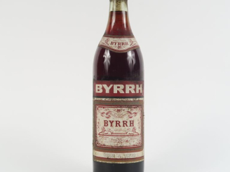 Vente aux enchères 1 BOUTEILLE (90 CL) BYRRH - CAPSULE VIS/BS