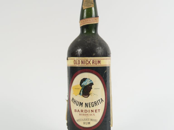 1 VIEILLE BOUTEILLE (1 L) RHUM NEGRITA 'OLD NICK RUM' - BS/ETLA