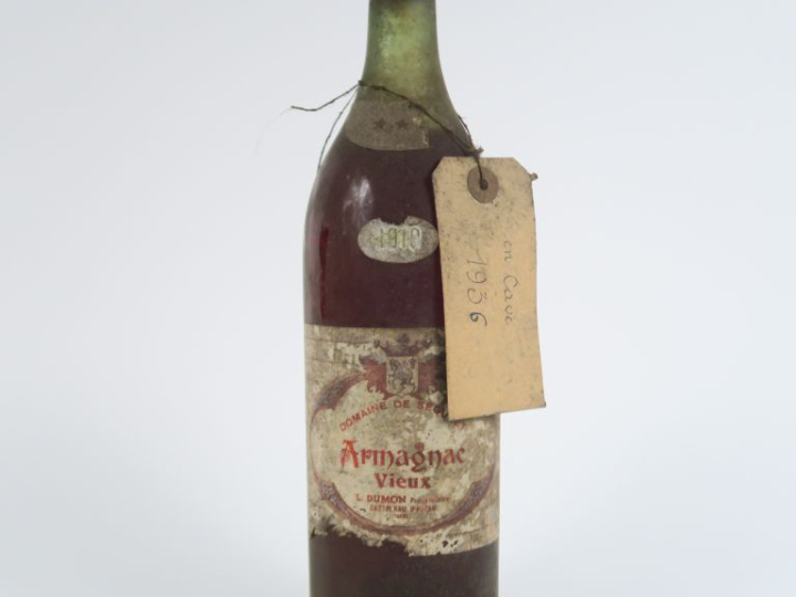 1 BOUTEILLE ARMAGNAC VIEUX DOMAINE DE SÉGURET - 1910 - BS/EA/PORTE UNE