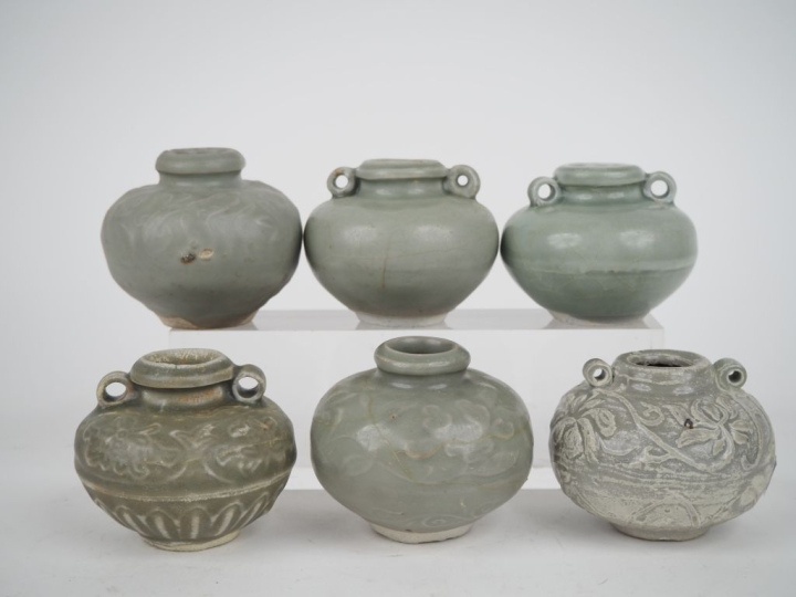 Chine, Annam du XIIIe au XVIIe siècle, 6 petits pots globulaires en cé