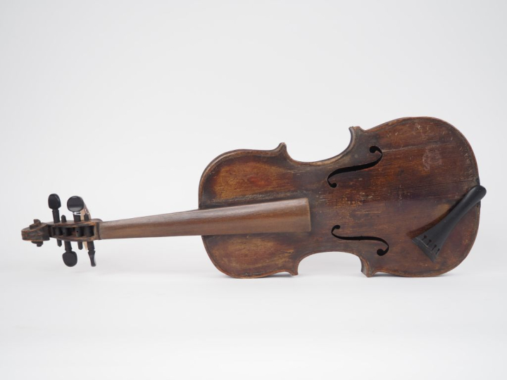 Violon	 Allemand signé "Hopf" au talon vers 1890 	4/4 	(cassures à la 