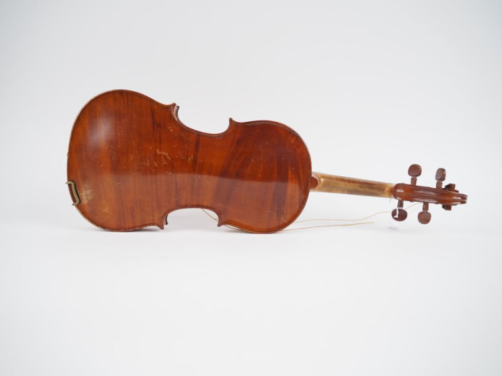 Violon 	fait à Mirecourt dans l'atelier Laberte	 4/4 	(bon état) Exper