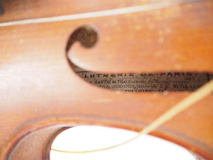 Violon 	fait à Mirecourt dans l'atelier Laberte	 4/4 	(bon état) Exper