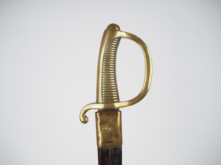 Sabre d’infanterie dit « Briquet » modèle An XI.  Poignée à 28 cannelu