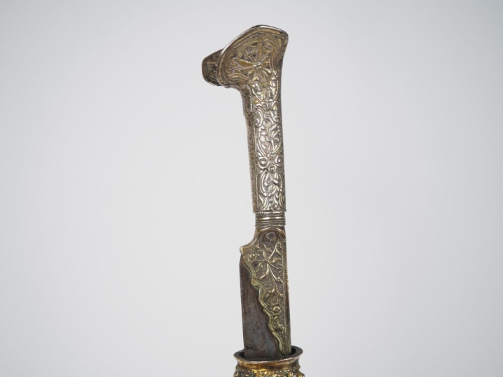Grand poignard ottoman « Yatagan »  Poignée recouverte de vermeil repo