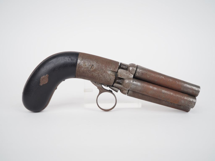 Revolver poivrière à percussion « Mariette », cinq coups.  Bloc de cin