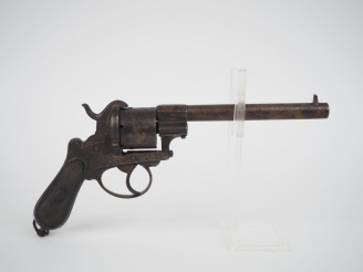 Vente aux enchères Revolver à broche six coups, calibre 9 mm, double action.  Long canon 