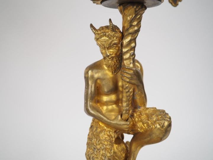 Paire de candélabres Napoléon III de style Louis XV en bronze doré à d