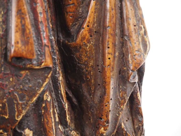 Sainte Anne enseignante en noyer sculpté avec restes de dorures et de 