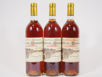 Vente aux enchères 3 BOUTEILLES CHÂTEAU D'ARMAJAN DES ORMES SAUTERNES - 1990
