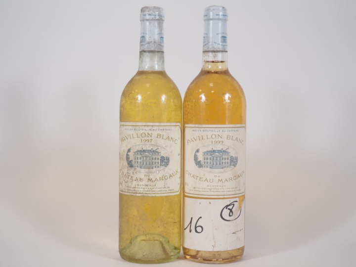 2 BOUTEILLES PAVILLON BLANC DU CHÂTEAU MARGAUX : 1 de 1997 BG/BS/ELA -