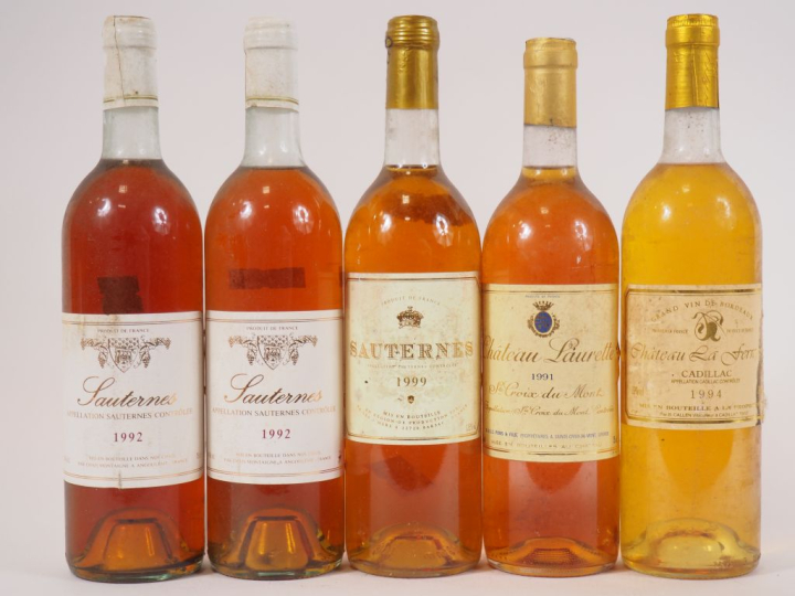 5 BOUTEILLES : 1 CHÂTEAU LAURETTE STE CROIX DU MONT 1991 - 2 SAUTERNES