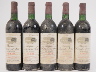 Vente aux enchères 5 BOUTEILLES CHÂTEAU PATACHE D'AUX MEDOC 1986 - BG/BTS